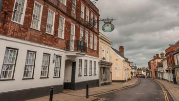 Swan Hotel, The Thoroughfare modern photo thumbnail