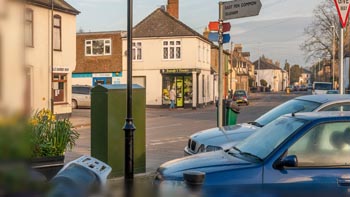 Cross Green modern photo thumbnail